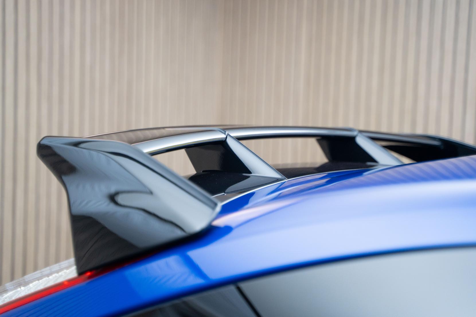 Ford Focus 2.5 RS Hatchback 3dr Petrol Manual (225 g/km, 301 bhp)