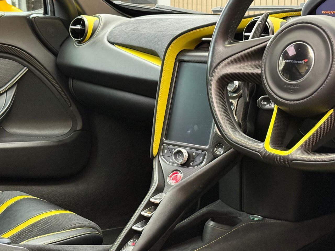 MCLAREN 720S 4.0T V8 Performance 2dr Petrol SSG Euro 6 (s/s) (720 ps) LOW RATE FINANCE +12 MONTH WARRANTY