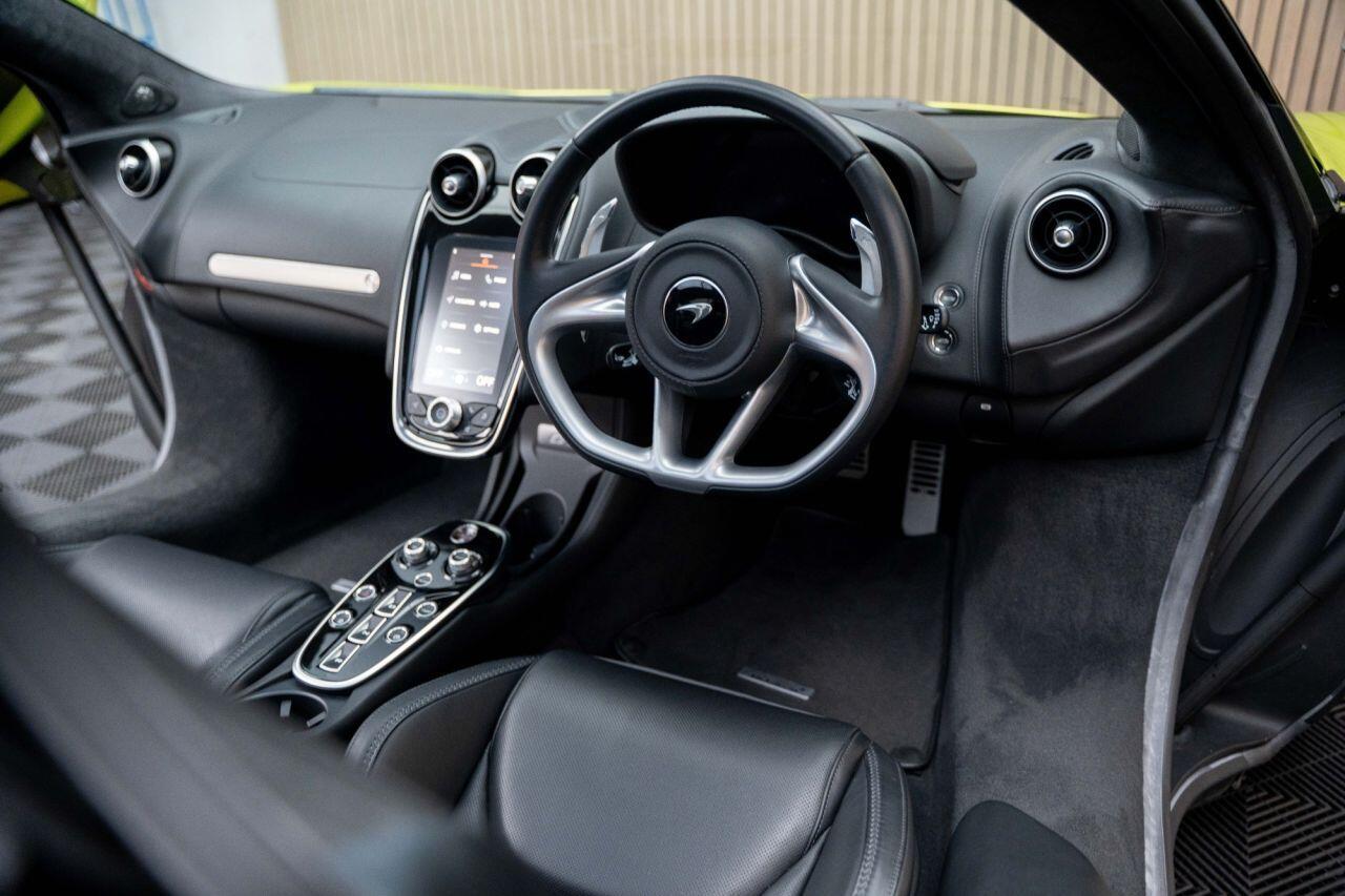 MCLAREN GT 4.0T V8 Coupe 2dr Petrol SSG Euro 6 (s/s) (620 ps) LOW RATE FINANCE AVAILABLE