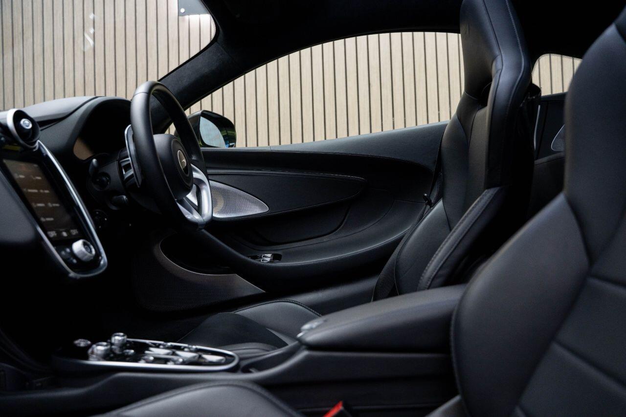 MCLAREN GT 4.0T V8 Coupe 2dr Petrol SSG Euro 6 (s/s) (620 ps) LOW RATE FINANCE AVAILABLE