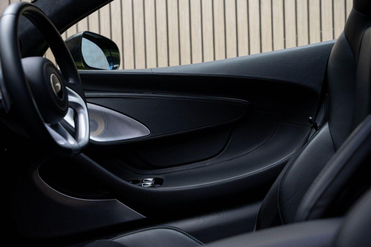 MCLAREN GT 4.0T V8 Coupe 2dr Petrol SSG Euro 6 (s/s) (620 ps) LOW RATE FINANCE AVAILABLE