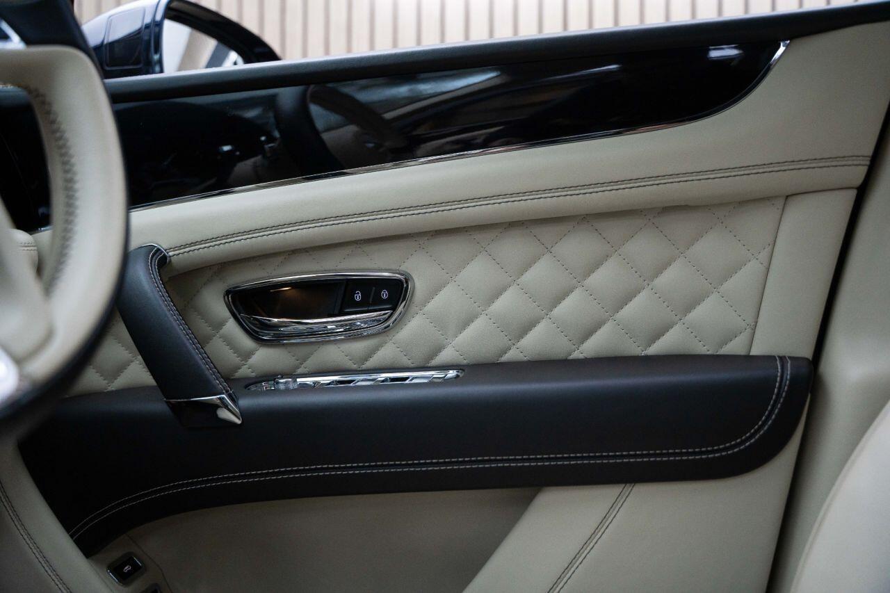 Bentley BENTAYGA 4.0 V8 SUV 5dr Petrol Auto 4WD Euro 6 (s/s) (550 ps)