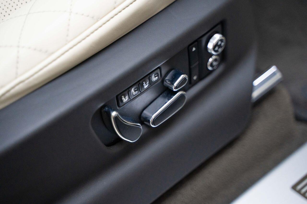 Bentley BENTAYGA 4.0 V8 SUV 5dr Petrol Auto 4WD Euro 6 (s/s) (550 ps)