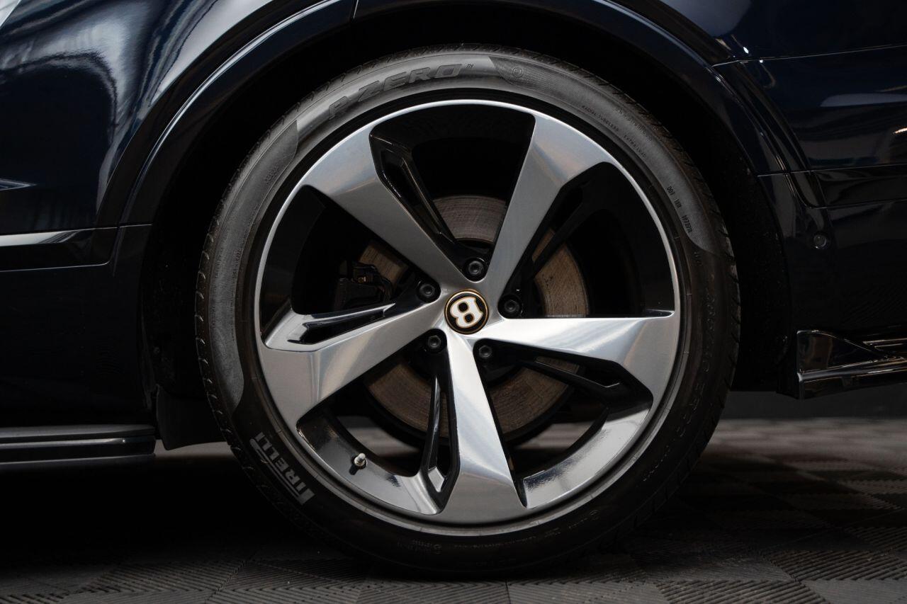 Bentley BENTAYGA 4.0 V8 SUV 5dr Petrol Auto 4WD Euro 6 (s/s) (550 ps)