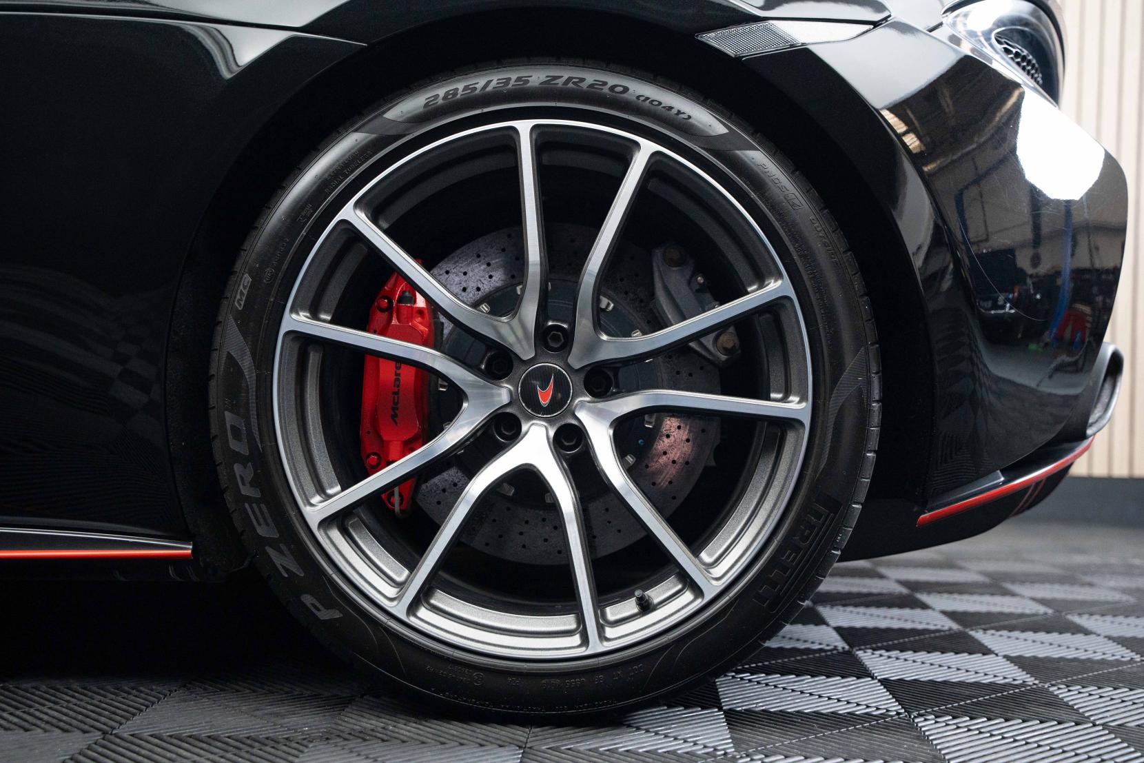 McLaren 570S 3.8T V8 Coupe 2dr Petrol SSG Euro 6 (s/s) (570 ps)