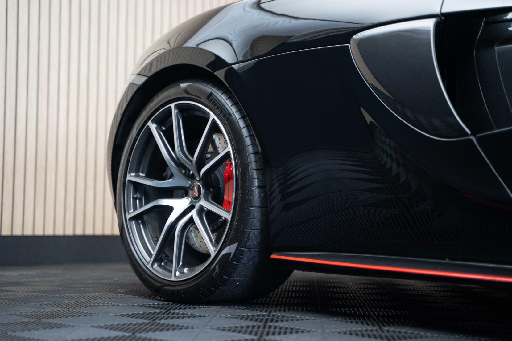 McLaren 570S 3.8T V8 Coupe 2dr Petrol SSG Euro 6 (s/s) (570 ps)