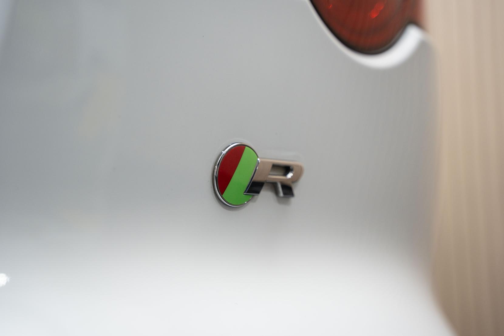 Jaguar F-Type 5.0 V8 R Convertible 2dr Petrol Auto AWD Euro 6 (s/s) (550 ps)