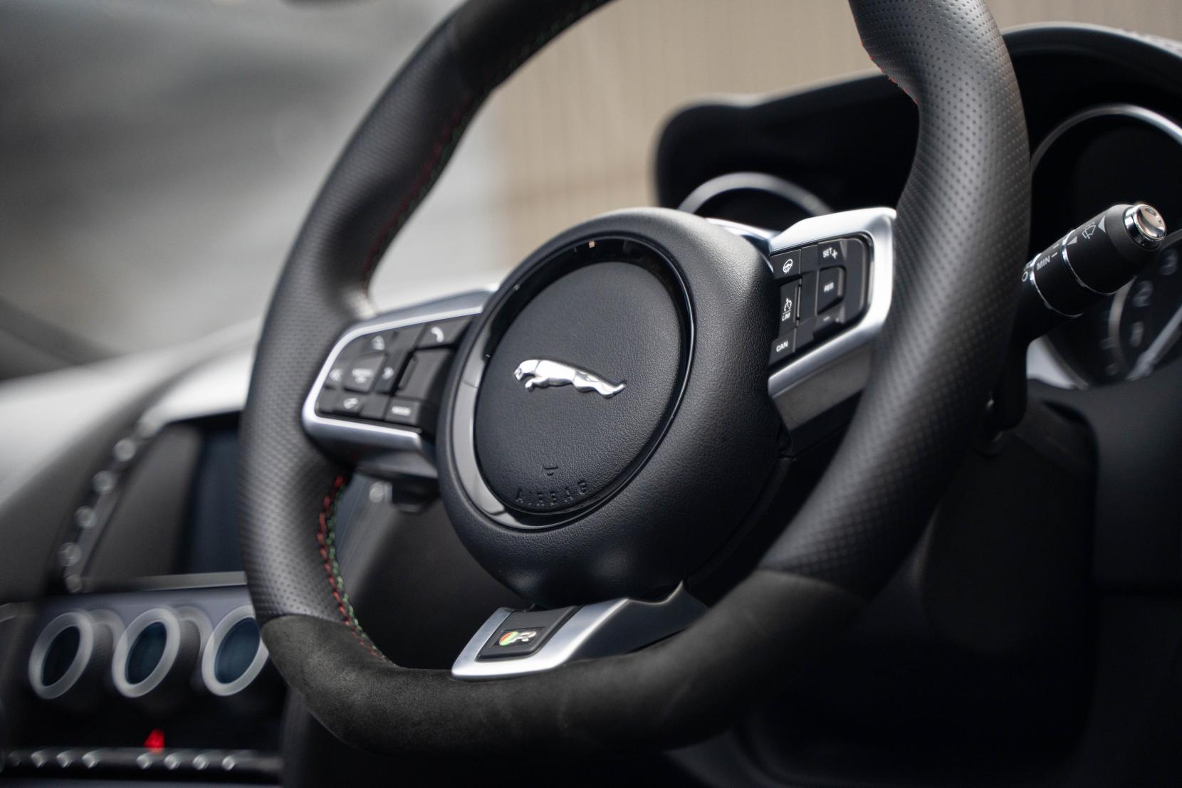 Jaguar F-Type 5.0 V8 R Convertible 2dr Petrol Auto AWD Euro 6 (s/s) (550 ps)