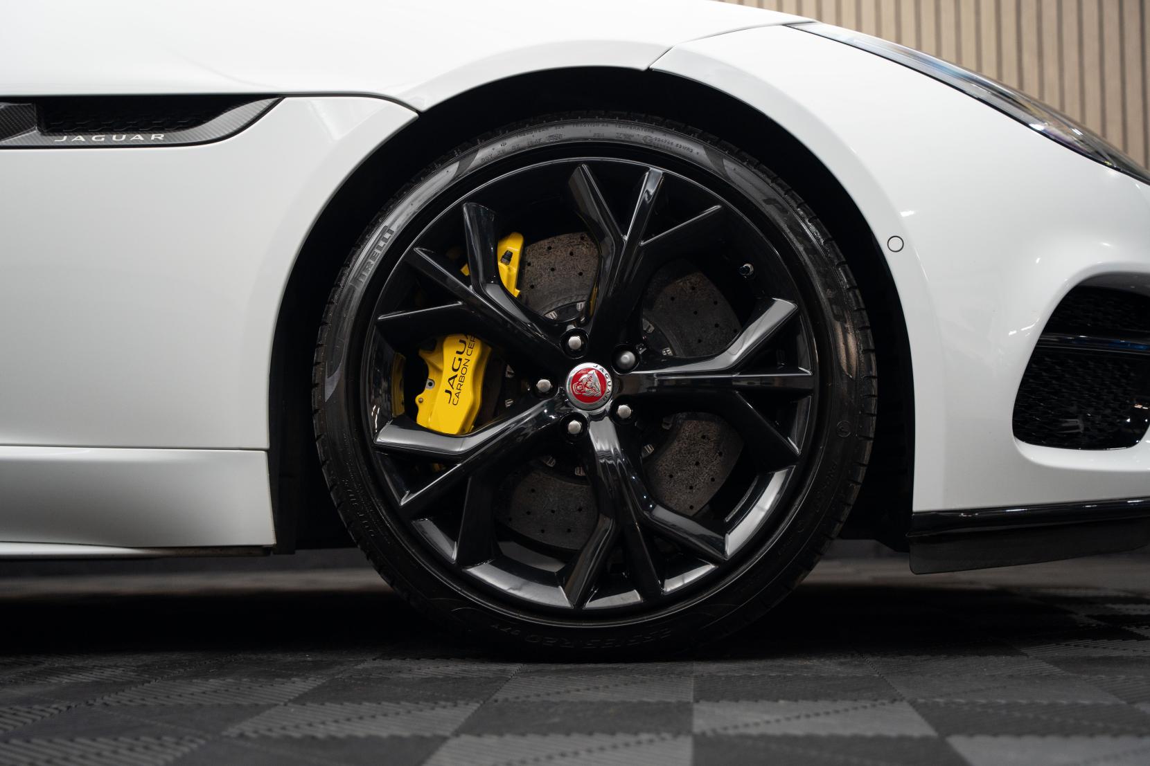 Jaguar F-Type 5.0 V8 R Convertible 2dr Petrol Auto AWD Euro 6 (s/s) (550 ps)