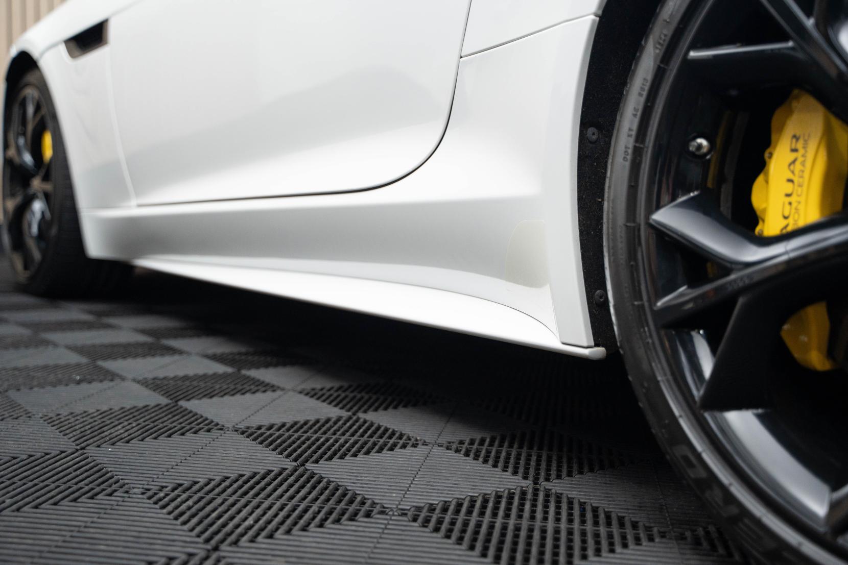 Jaguar F-Type 5.0 V8 R Convertible 2dr Petrol Auto AWD Euro 6 (s/s) (550 ps)