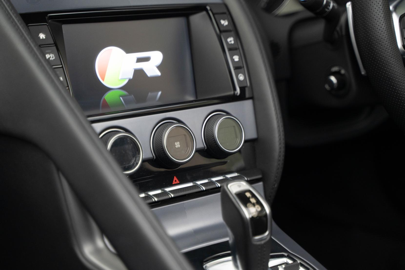 Jaguar F-Type 5.0 V8 R Convertible 2dr Petrol Auto AWD Euro 6 (s/s) (550 ps)