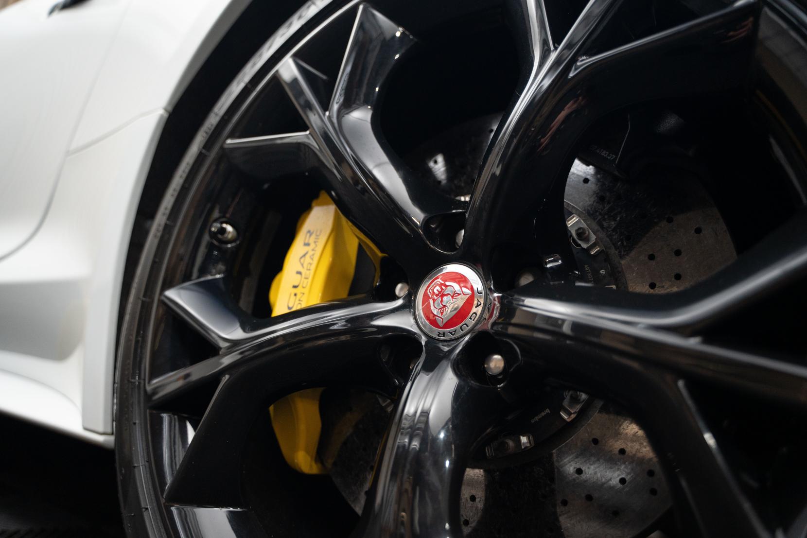 Jaguar F-Type 5.0 V8 R Convertible 2dr Petrol Auto AWD Euro 6 (s/s) (550 ps)